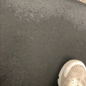 Meet your Posher, Philo